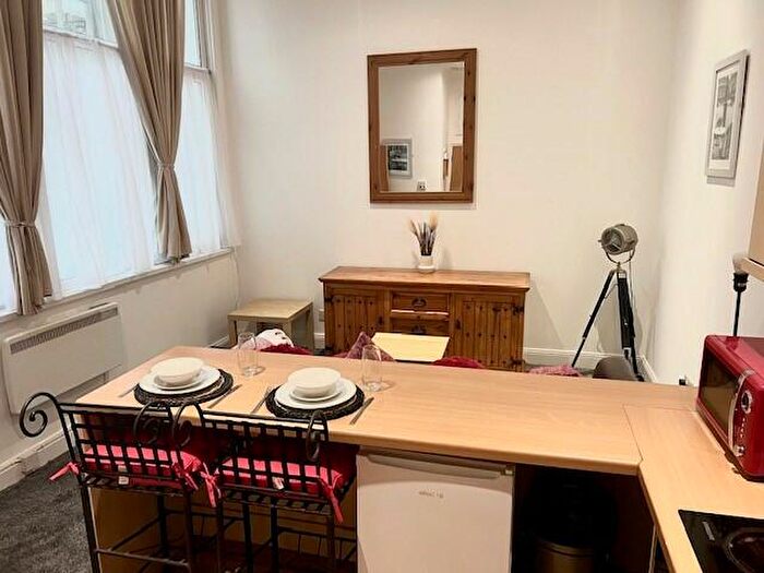 1 Bedroom Apartment To Rent In Cambrian Place, Swansea, SA1