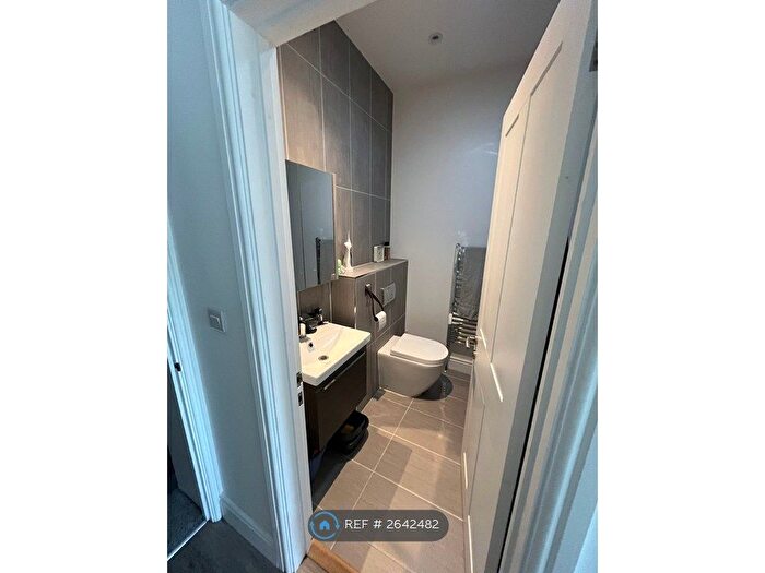 1 Bedroom Flat To Rent In John Street, Tunbridge Wells, TN4