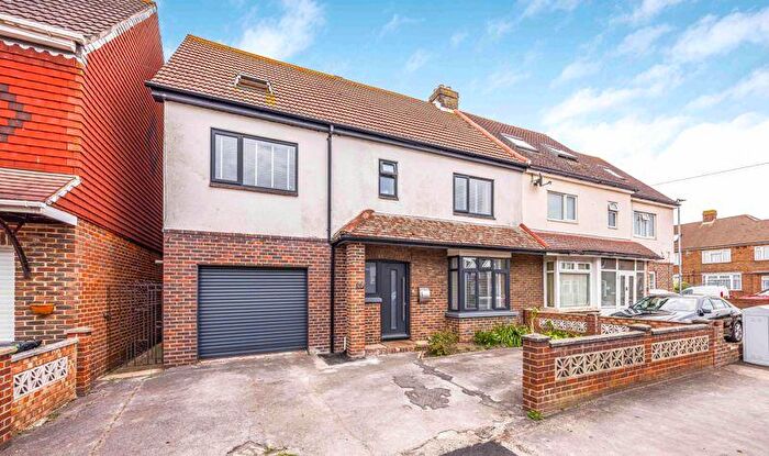 5 Bedroom Semi-Detached House For Sale In Grove Road, Drayton, Drayton, PO6