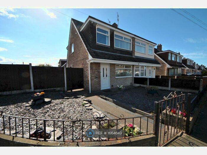3 Bedroom Semi-Detached House To Rent In Trent Avenue, Maghull, Liverpool, L31