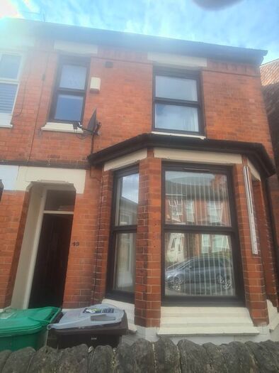 6 Bedroom Terraced House To Rent In Cottesmore Road, Nottingham, NG7