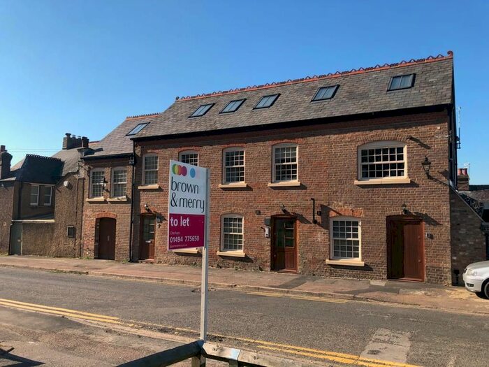 1 Bedroom Flat To Rent In Victoria Road, Chesham, HP5