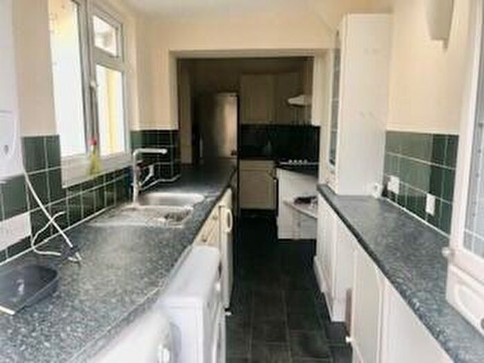 4 Bedroom Terraced House To Rent In Acorn Road, Gillingham, ME7