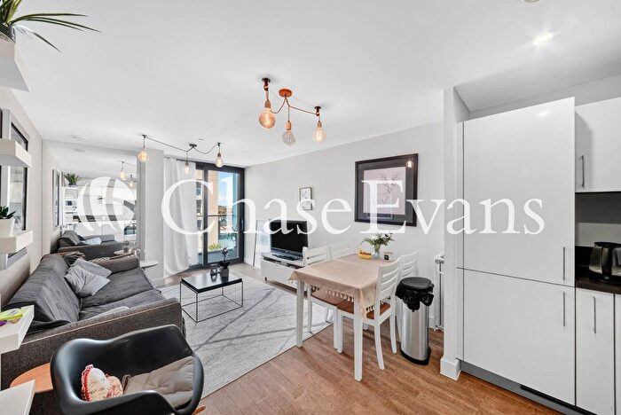 2 Bedroom Flat For Sale In Sienna Alto, Renaissance, Cornmill Lane, Lewisham, London, SE13