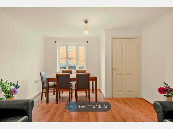 3 Bedroom Terraced House To Rent In Appleby Close, London, UB8