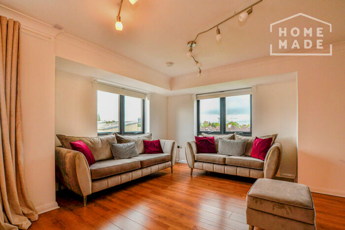 2 Bedroom Flat To Rent In Bell House, Hirst Crescent, North Wembley, HA9