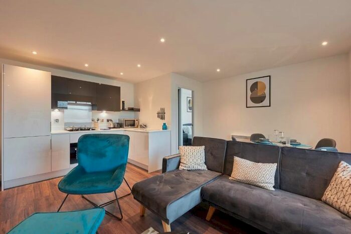 1 Bedroom Flat To Rent In Bath Road, Slough, SL1