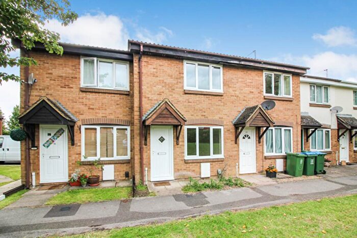 1 Bedroom House To Rent In Vickery Walk, Aylesbury, HP21