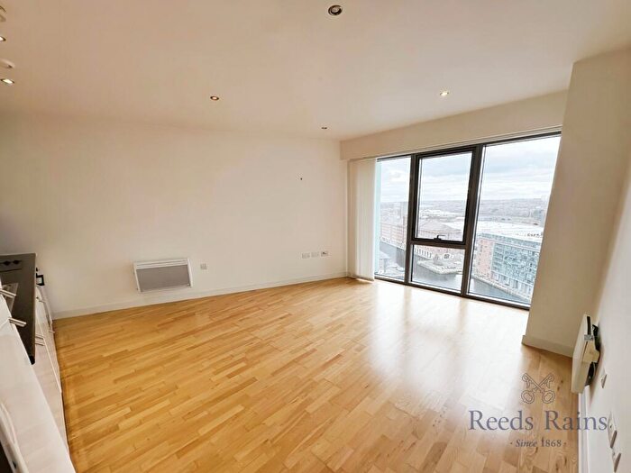 2 Bedroom Apartment To Rent In Princes Parade, Liverpool, Merseyside, L3