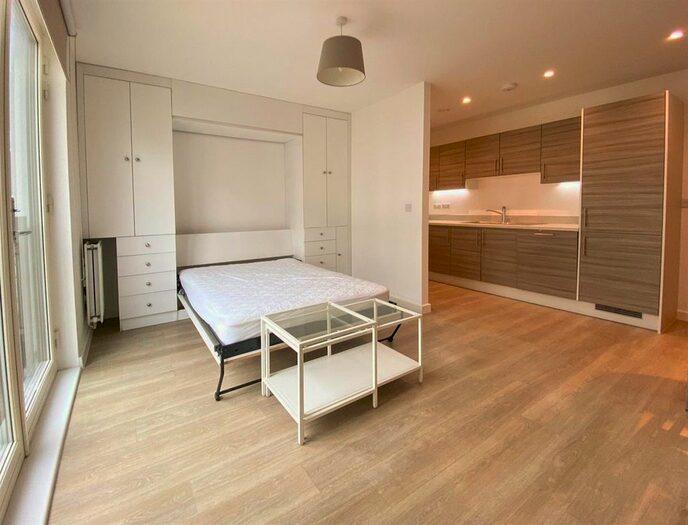 1 Bedroom Studio To Rent In Leopold House, Percy Terrace, Bath, BA2