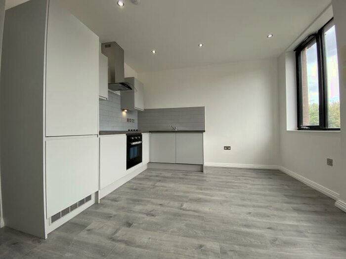 1 Bedroom Apartment To Rent In Knights House, The Parade, Sutton Coldfield, B72