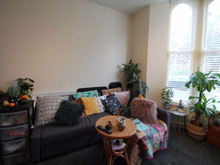 2 Bedroom House To Rent In Hanover Square, Leeds, LS3