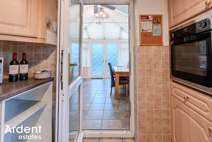 2 Bedroom Semi-Detached House For Sale In Cedar Chase, Heybridge, CM9