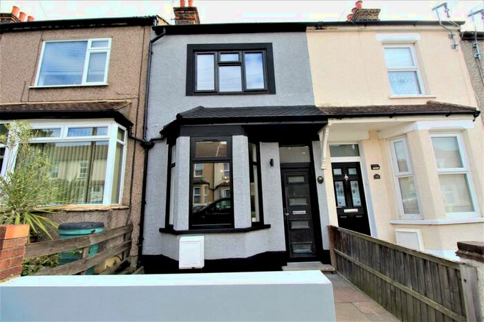 5 Bedroom Terraced House To Rent In Kent Road, Grays, RM17