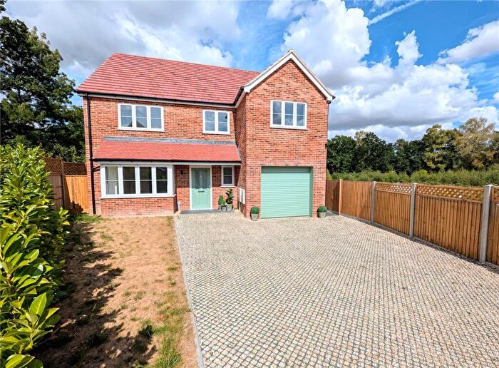 4 Bedroom Detached House For Sale In Foster Lane, Alderbury, Salisbury, Wiltshire, SP5