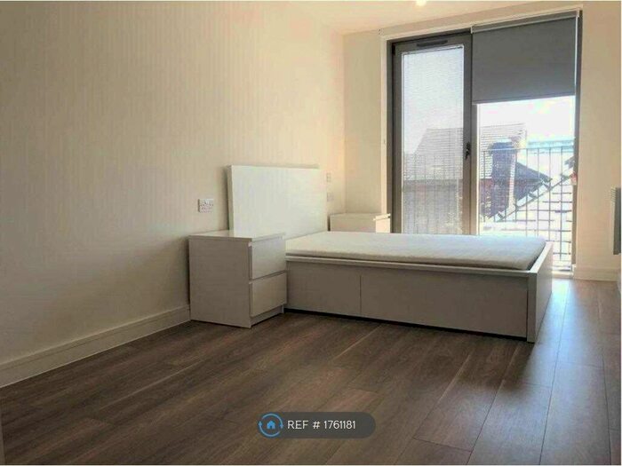 1 Bedroom Flat To Rent In Slater Place, Liverpool, L1