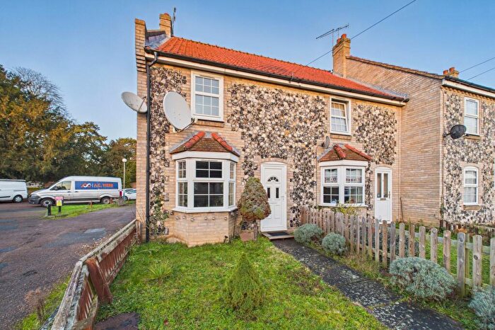 3 Bedroom End Of Terrace House For Sale In Mill Lane, Thetford, IP24