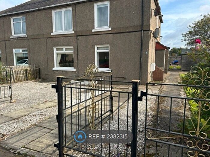 2 Bedroom Flat To Rent In India Drive, Inchinnan, Renfrew, PA4