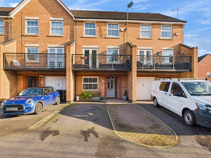 4 Bedroom Town House For Sale In Othello Drive, Chellaston, DE73