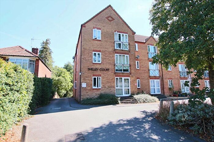 2 Bedroom Flat To Rent In Hill Lane, Southampton, Hampshire, SO15