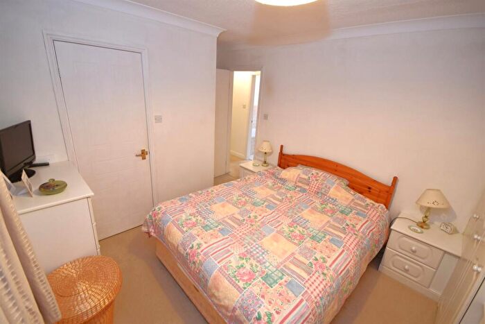 3 Bedroom Detached Bungalow For Sale In Drummond Way, Macclesfield, SK10