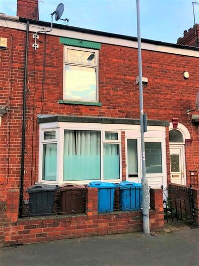 3 Bedroom Terraced House To Rent In Worthing Street, Hull, HU5