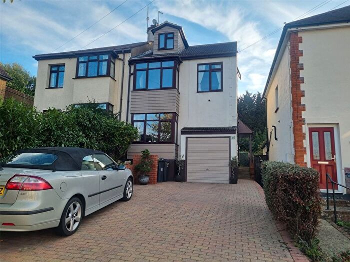 5 Bedroom Semi-Detached House For Sale In London Hill, Rayleigh, Essex, SS6