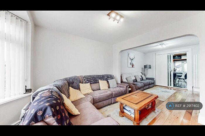 4 Bedroom Terraced House To Rent In Moordown, London, SE18