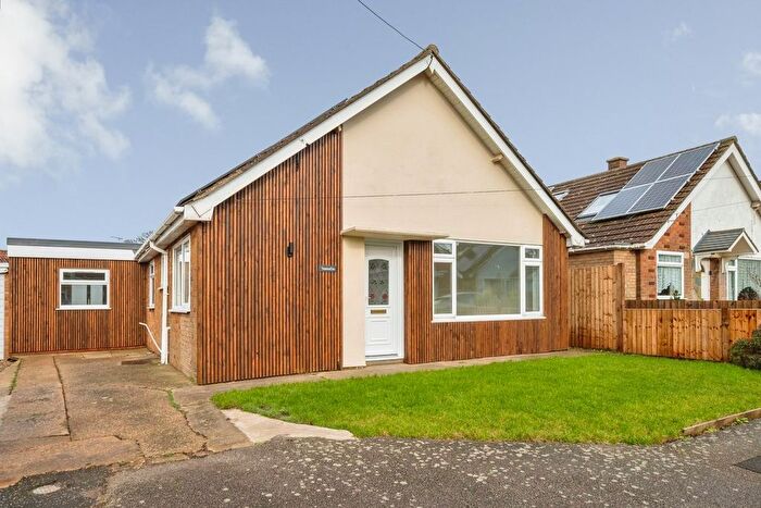 3 Bedroom Detached Bungalow For Sale In Broadwood Close, Trimingham, Norwich, NR11