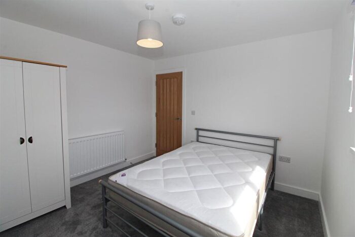 2 Bedroom Flat To Rent In Margam Road, Gabalfa, Cardiff, CF14