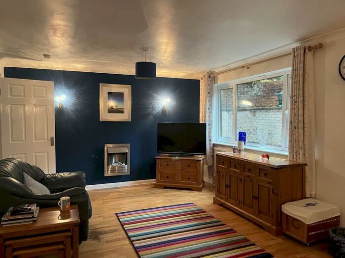 3 Bedroom Semi-Detached House For Sale In Hawarden Road, Caergwrle, Wrexham, LL12