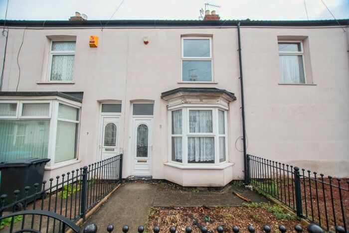 2 Bedroom Town House To Rent In Airlie Street, Hull, HU3