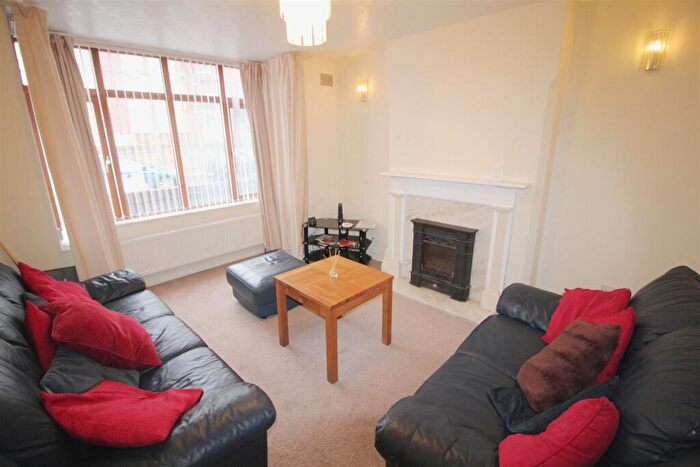 2 Bedroom Detached House To Rent In **£pppw Excluding Bills** Welby Avenue, Lenton, - Uon, NG7