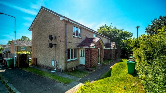 2 Bedroom Flat To Rent In Covenanters Rise, Dunfermline, Fife, KY11