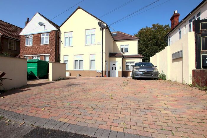 1 Bedroom Flat To Rent In Saxon Road, London, SE25