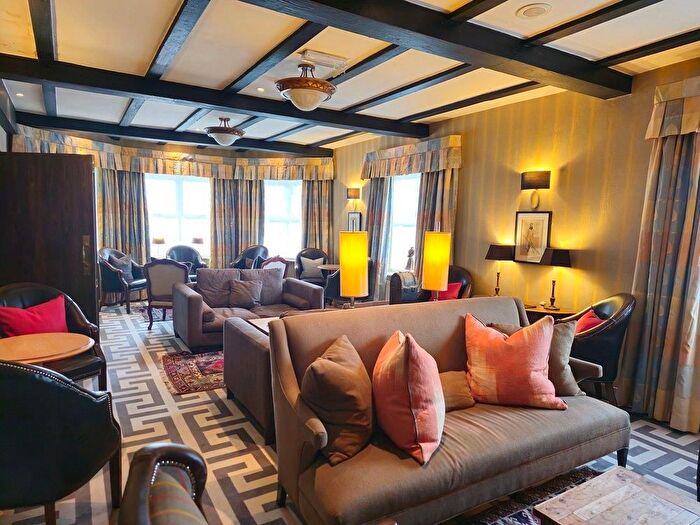 45 Bedroom Property To Rent In The Green, Datchet, SL3