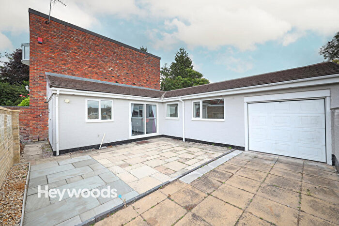 2 Bedroom Terraced Bungalow For Sale In Hamilton Court, Clayton, Newcastle, Staffordshire, ST5