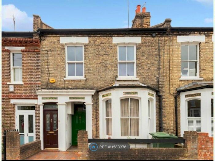 3 Bedroom Terraced House To Rent In Lime Grove, London, W12