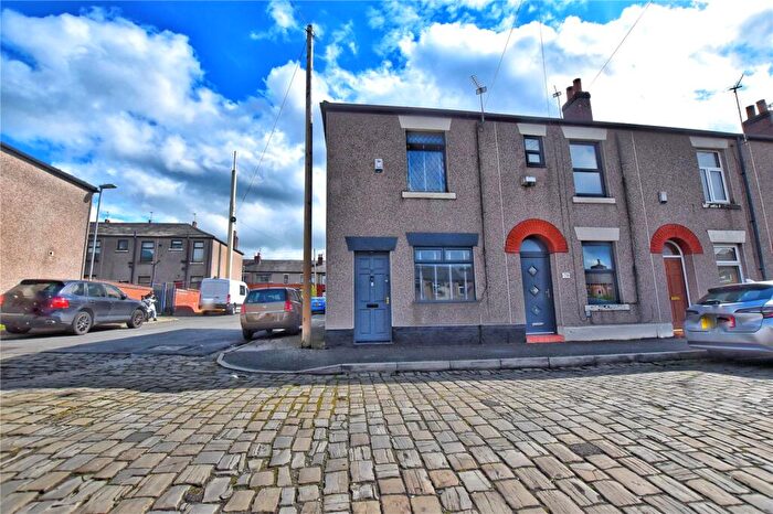 2 Bedroom End Of Terrace House For Sale In Watkin Street, Lowerplace, Rochdale, Greater Manchester, OL16