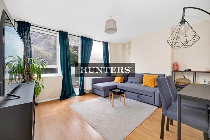 2 Bedroom Duplex To Rent In Burley House, Walter Terrace, London, E1