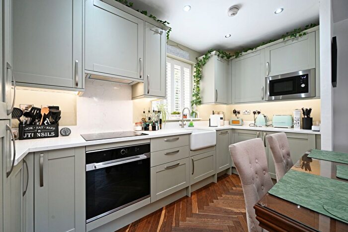 2 Bedroom Flat For Sale In Woolly House, Hawthorne Mews, Broomhill, Sheffield, S10