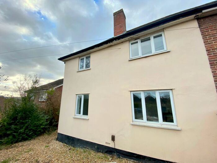 4 Bedroom House To Rent In Woodside Road, Guildford, GU2