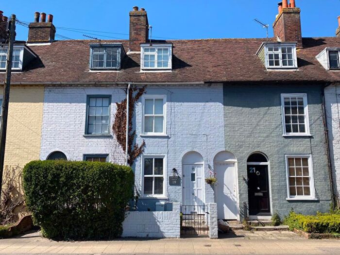 2 Bedroom Cottage For Sale In Southampton Road, Lymington, SO41
