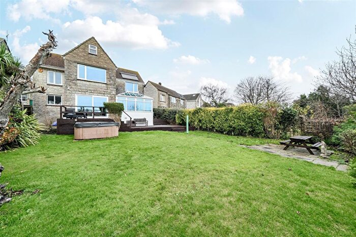 4 Bedroom Detached House For Sale In Ringstead Crescent, Weymouth, DT3