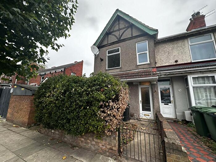 3 Bedroom End Of Terrace House To Rent In Humberstone Road, Grimsby, DN32