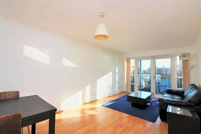 1 Bedroom Flat To Rent In Jardine Road, London, E1W