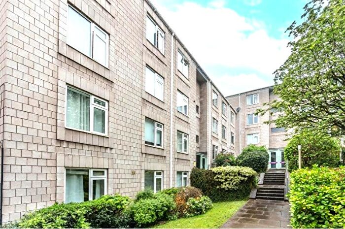 1 Bedroom Apartment To Rent In Montague Hill South, Bristol, Somerset, BS2