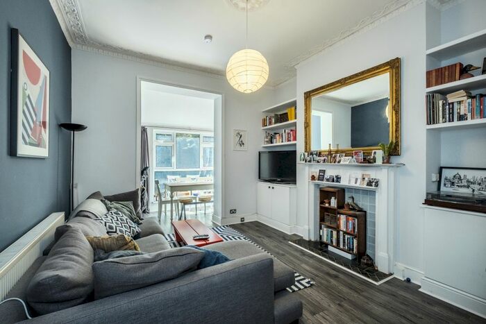 1 Bedroom Flat To Rent In Mildmay Grove South, London, N1