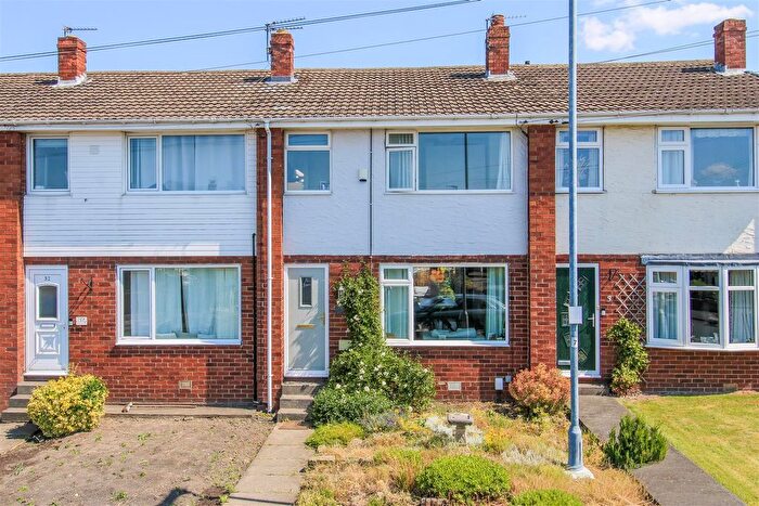3 Bedroom Terraced House For Sale In Westfield Drive, Ossett, WF5