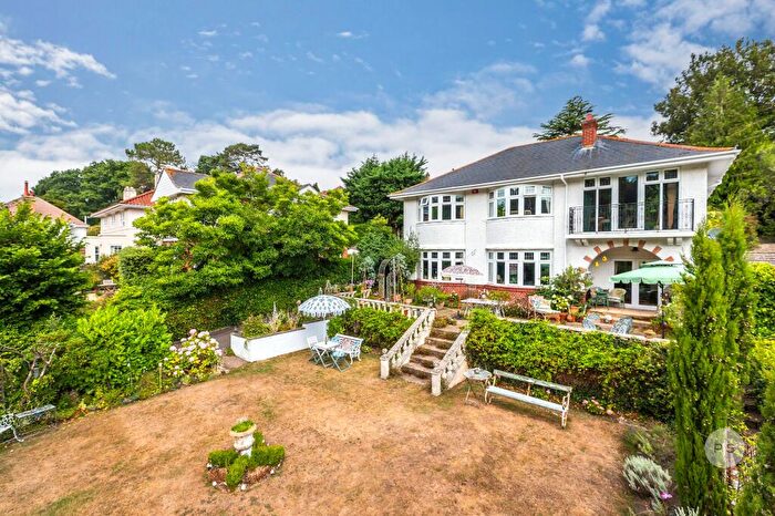 4 Bedroom Detached House For Sale In Queens Park Avenue, Queens Park, Bournemouth, BH8